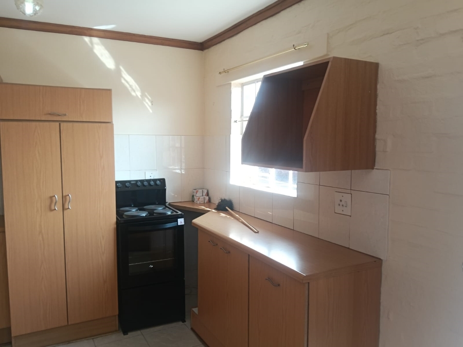 To Let 2 Bedroom Property for Rent in Pentagon Park Free State